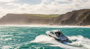 Brezza di terra e di mare: tattiche in costa per vela, pesca e sport acquatici